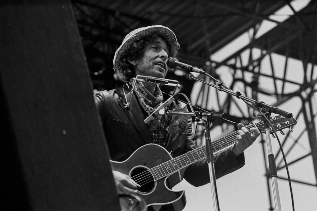Bob Dylan Bio